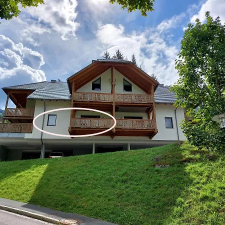 Alpenflair - Charming Ski-to-door Бад Кляйнкирххайм