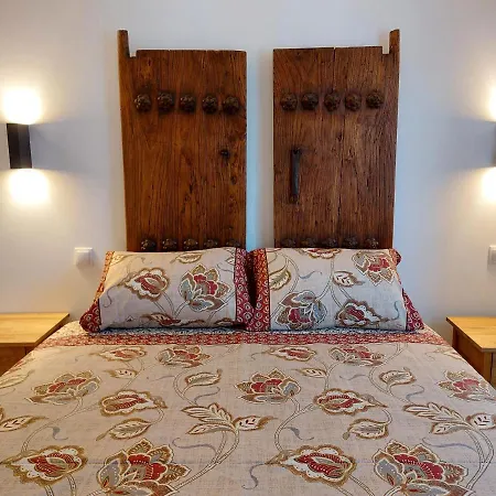 Alpenflair - Charming Ski-to-door Апартаменти